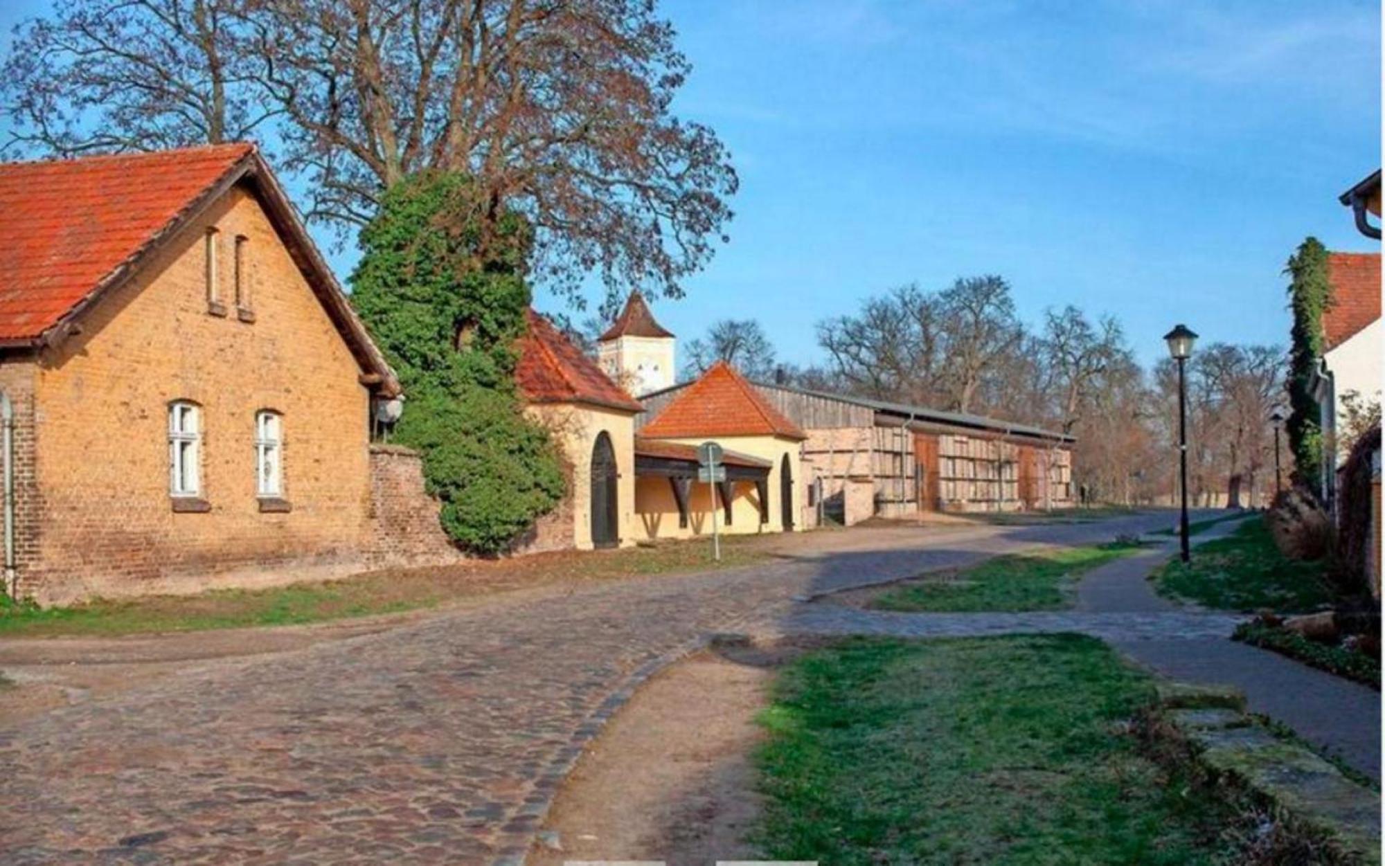 Ferienwohnungen Luisenhof Paretz Экстерьер фото